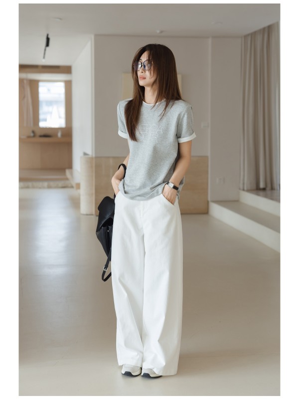 灰色の丸い首の文字短袖Tシャツトップ