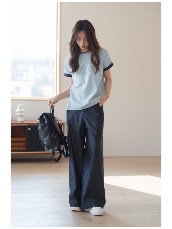 灰色の丸い首の文字短袖Tシャツトップ