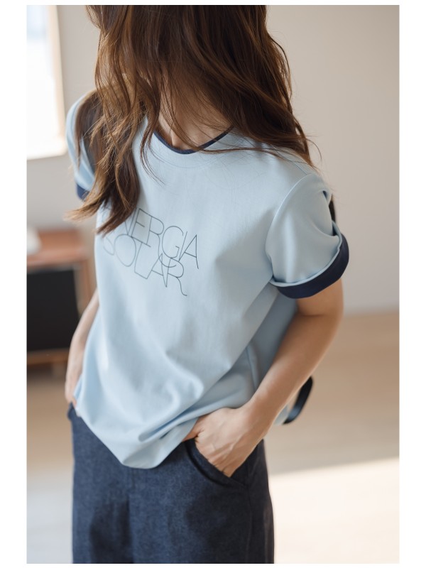 灰色の丸い首の文字短袖Tシャツトップ