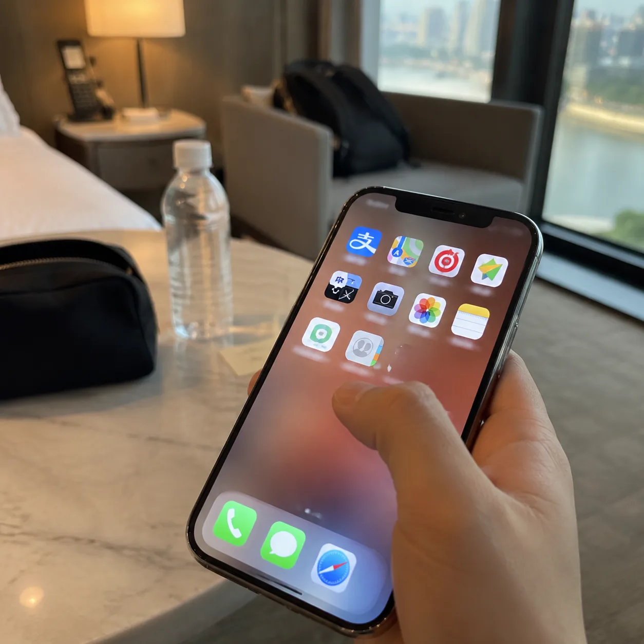 In Wuhan, I Put My Hotel Address and Help Phrases at the Front of My Phone