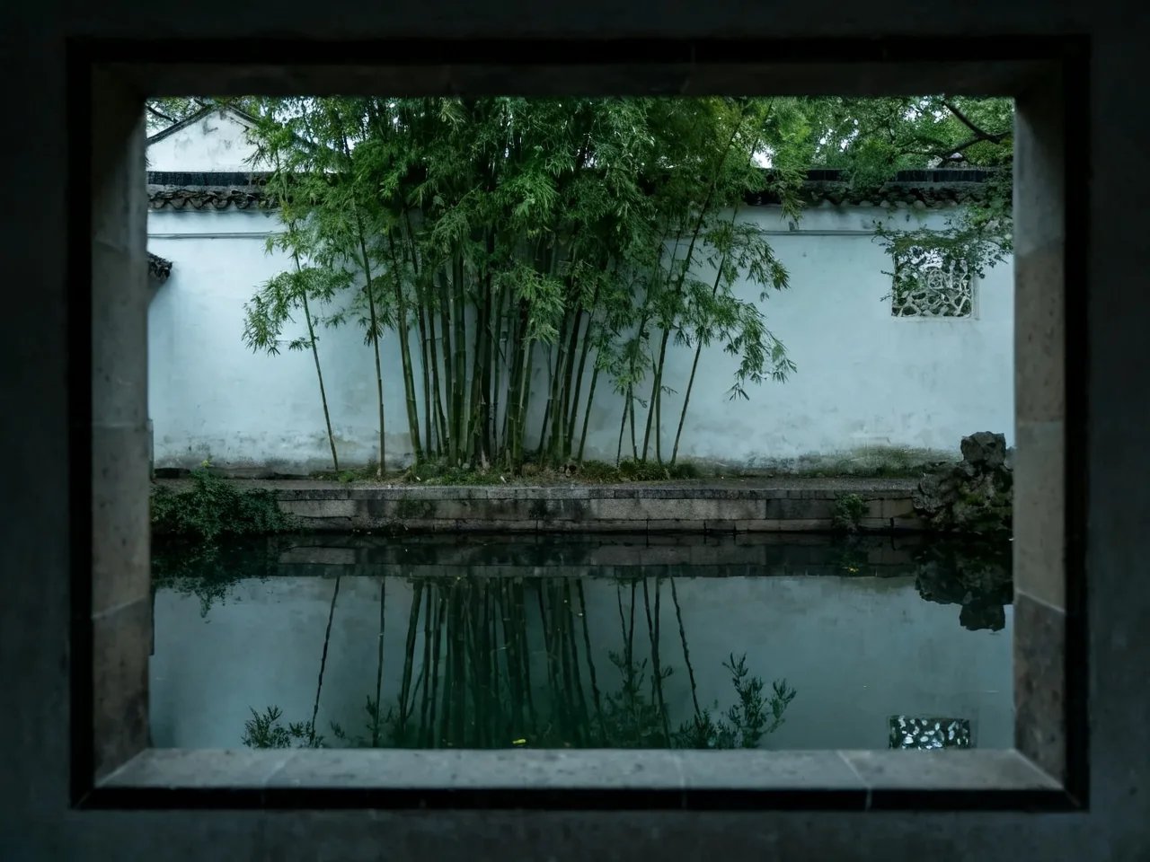 In Suzhou Gardens, I Learned to Find a Place to Sit Before Starting to Take Photos