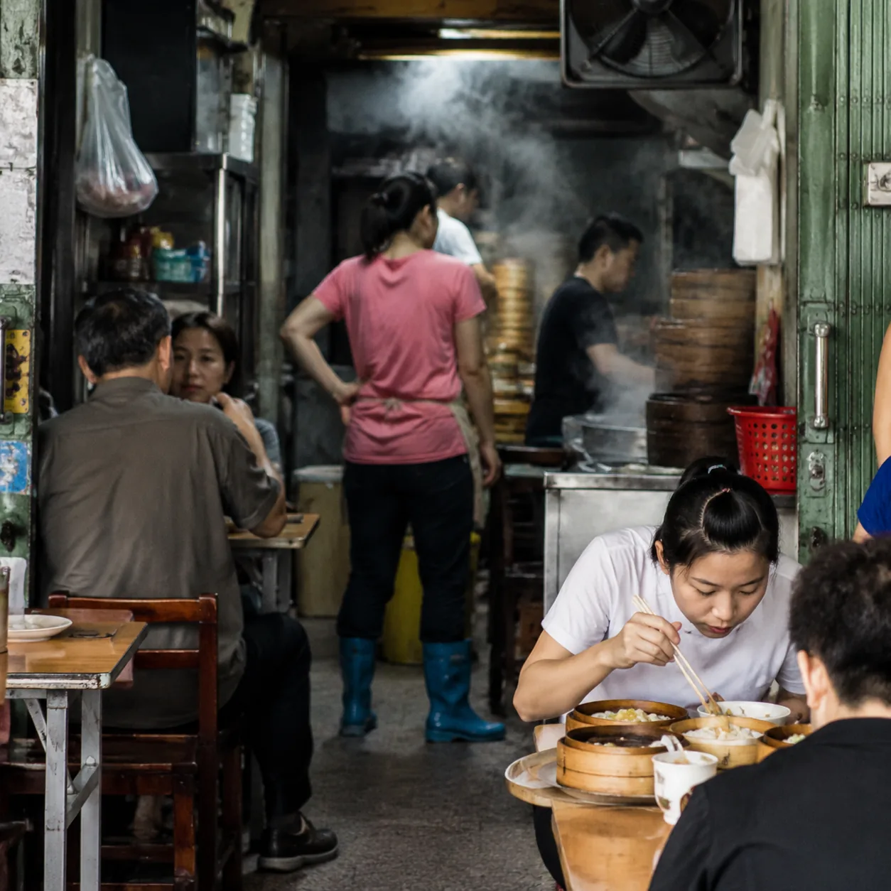 Guangzhou’s Gift Is That You Can Hardly Tell Whether You Are Walking the City or Already Sitting Inside a Meal