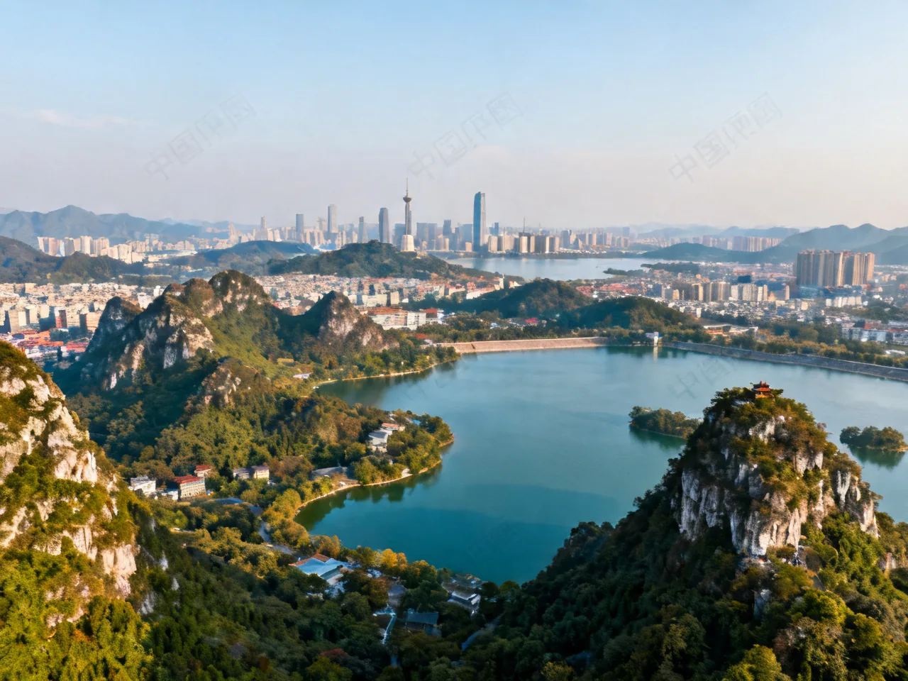 Top 10 Travel Routes in China