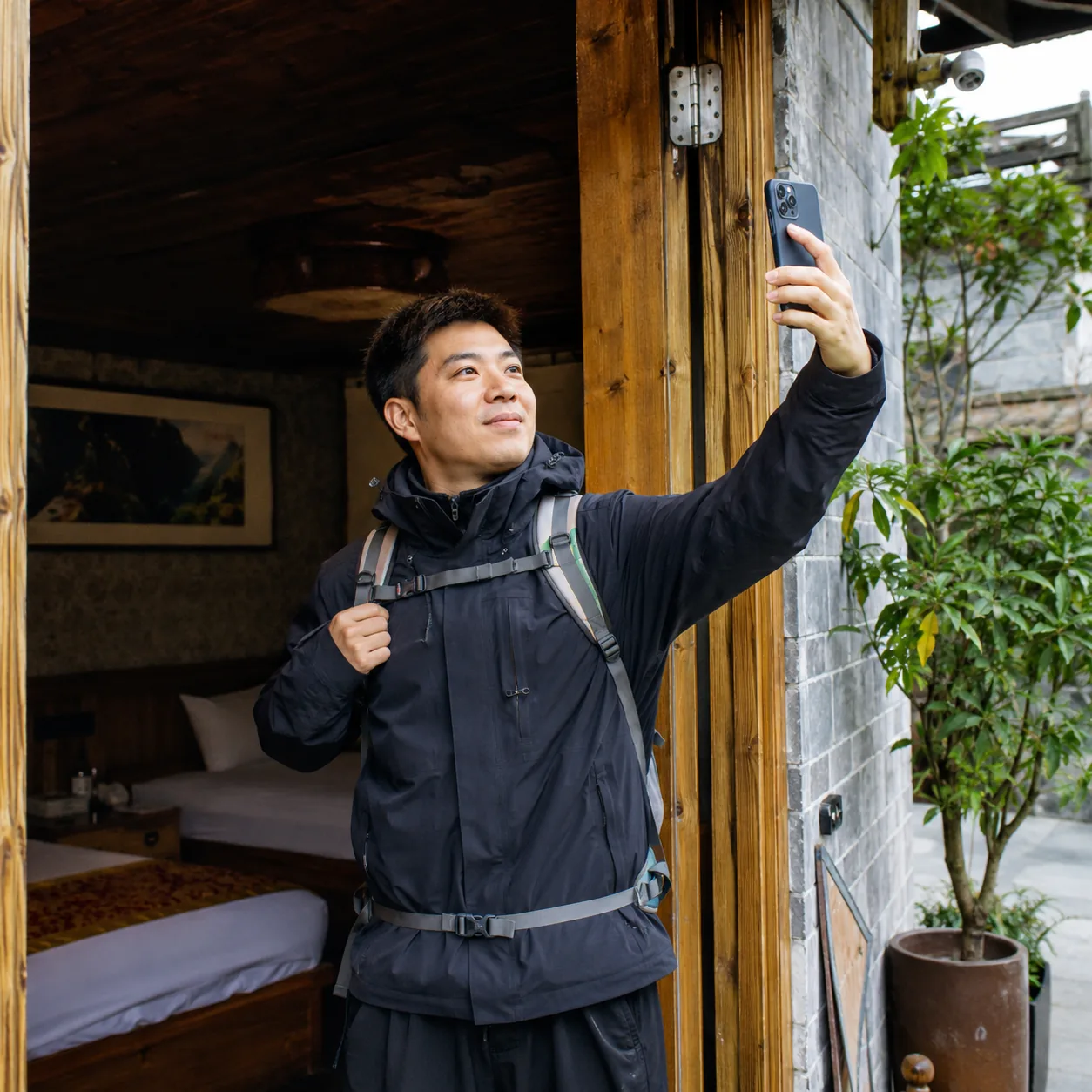 Before Zhangjiajie’s Peaks Even Appeared, I Learned to Turn My Phone into a Reliable Tool