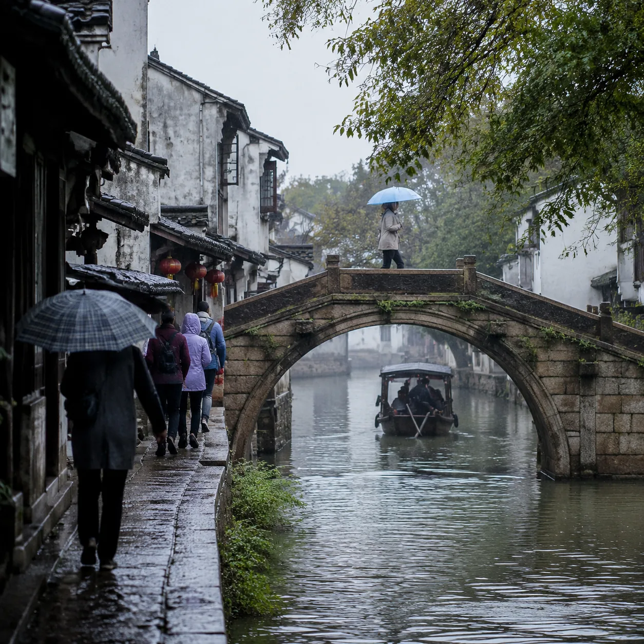 苏州一到雨天，最容易失灵的不是路线图，而是那种“这里本来很好走”的自信